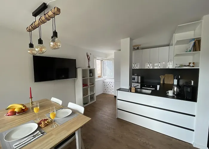 公寓 Sunny Alps View: Bliss *