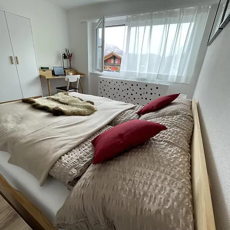 Sunny Alps View: Bliss